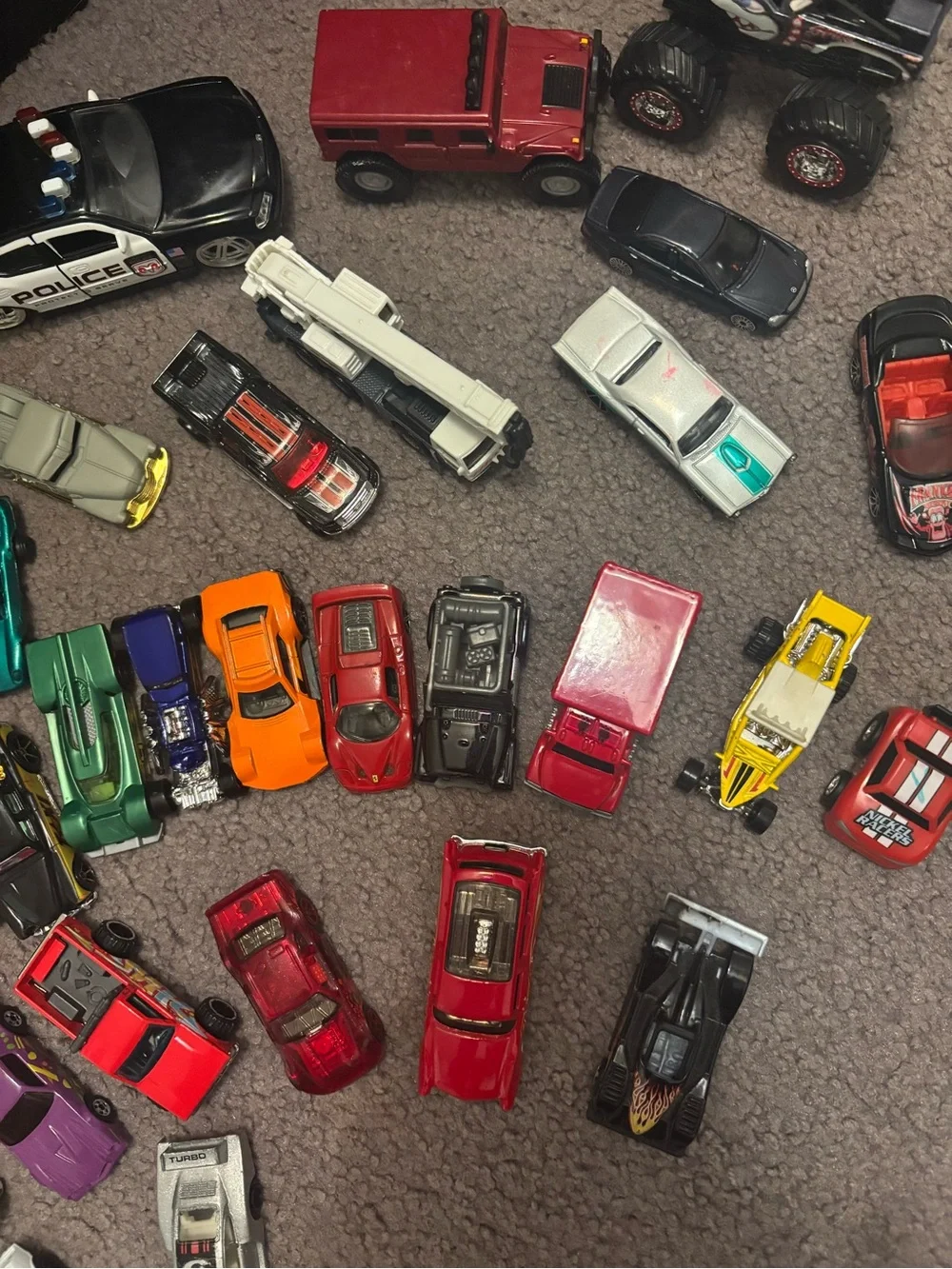 Hot Wheels,MatchBox&Mixed BrandsLot Of 58 cars trucks ect.